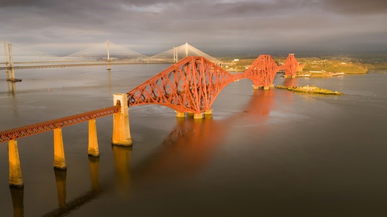 Figure a: Forth Rail Bridge World Heritage Site (Forth & Tay SMR). © Historic Environment Scotland. 