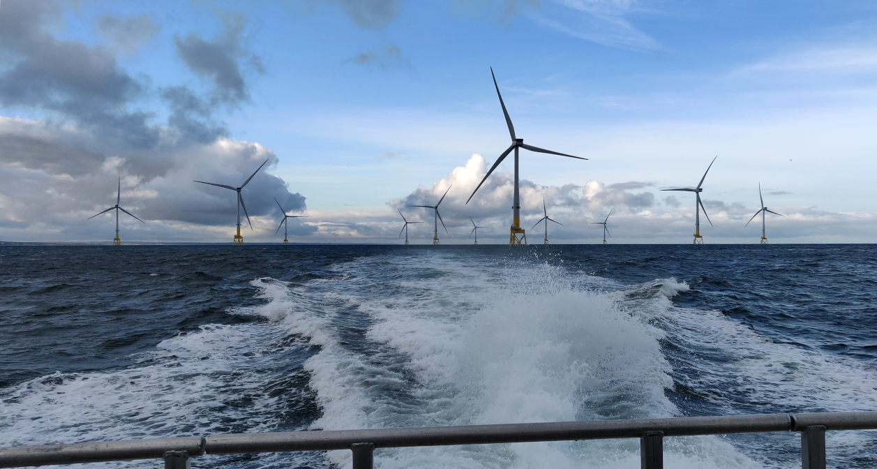 Figure c: Aberdeen Bay turbines. Photo by Rebecca Bamlett.